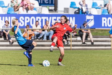Bild 188 - wBJ TuS Rotenhof - Holstein Kiel : Ergebnis: 1:4